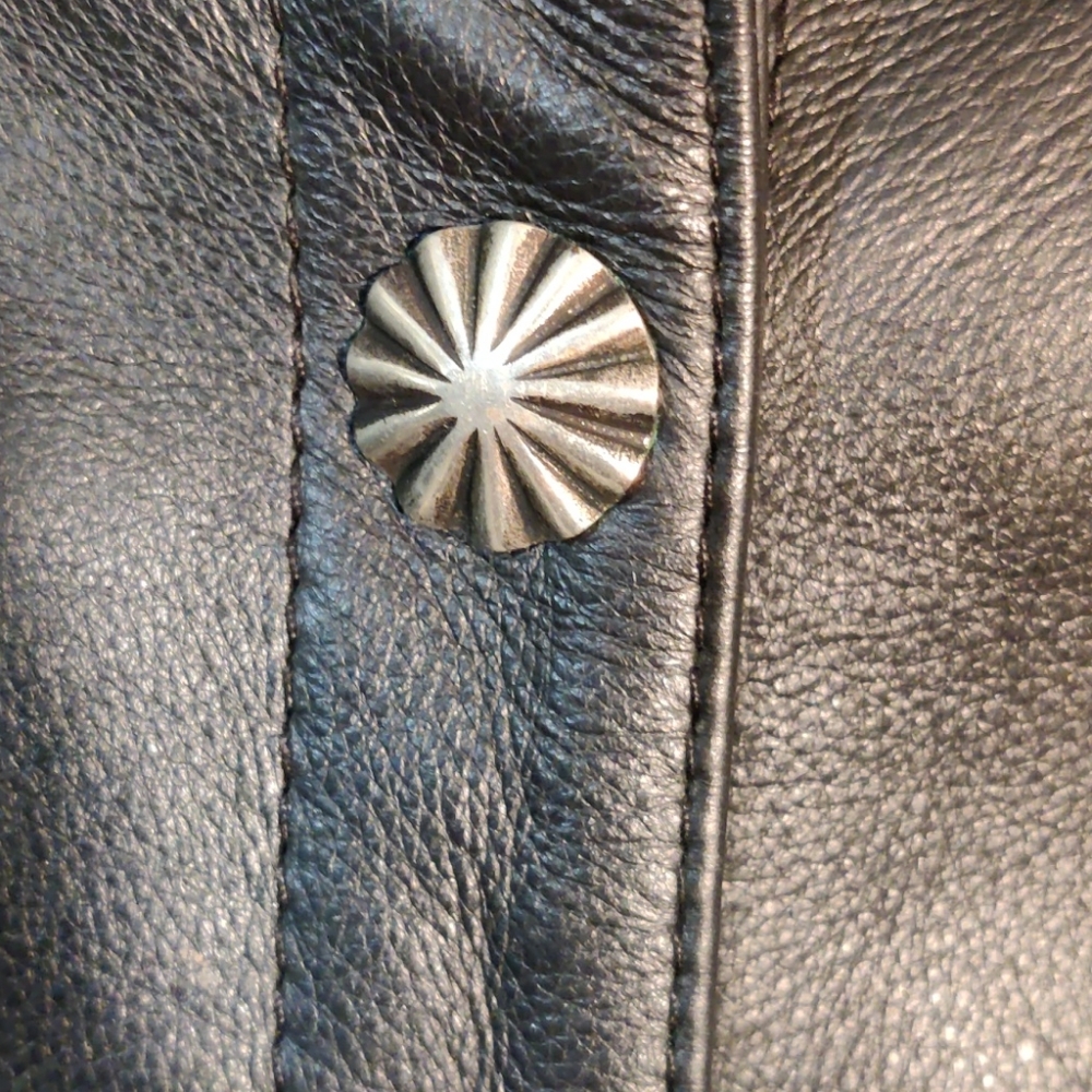 Black leather jacket - Picture 3 of 8